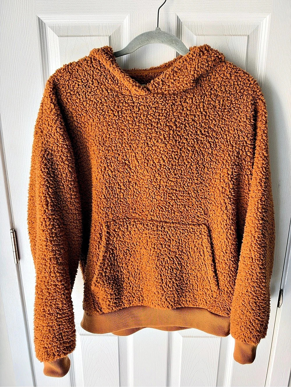 American Eagle Fleece Hoodie in Orange Size Small Like New